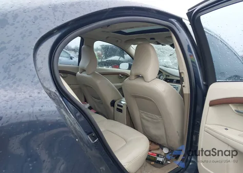 2010 Volvo S80 3.2 z USA, uszkodzony, nr VIN YV1960AS3A1118779